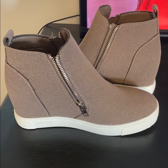 Wedge booties - Picture 3 of 5